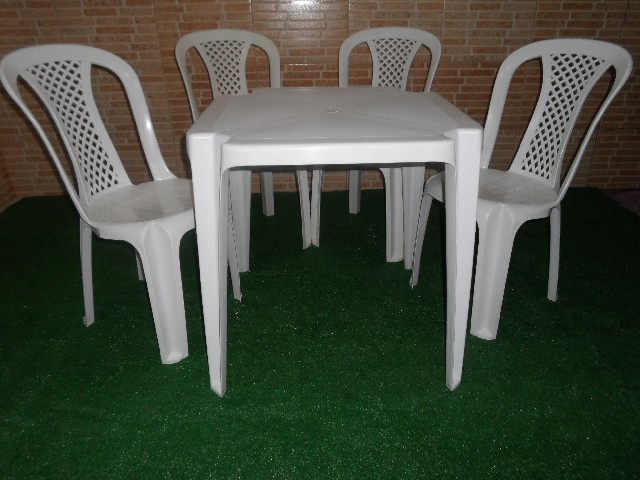 Foto 1 - Aluguel de mesas e cadeiras