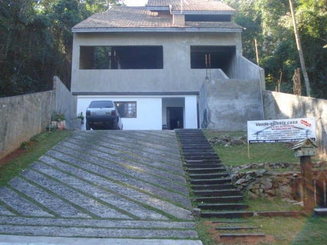 Foto 1 - Vendo troco casa na granja viana